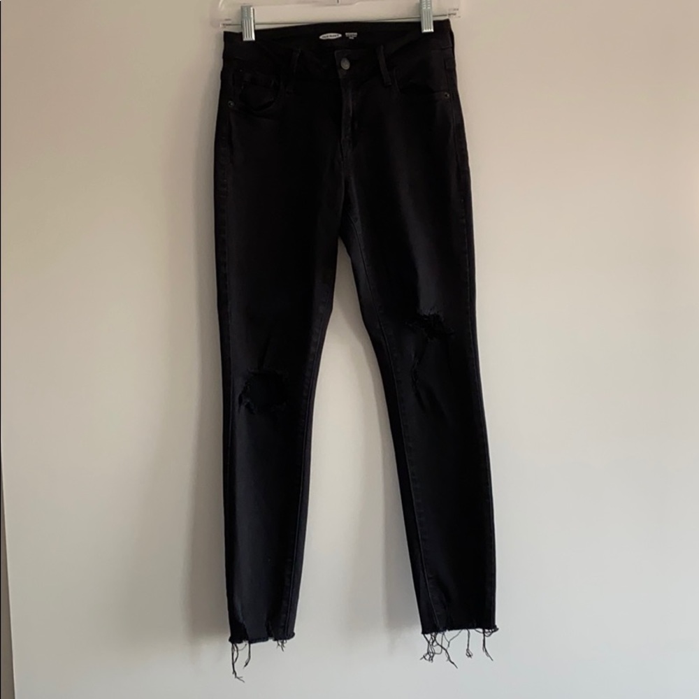Black ripped jeans